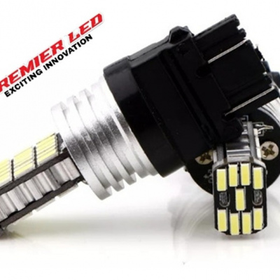 FOCO 3157 BLANCO ESTROBO